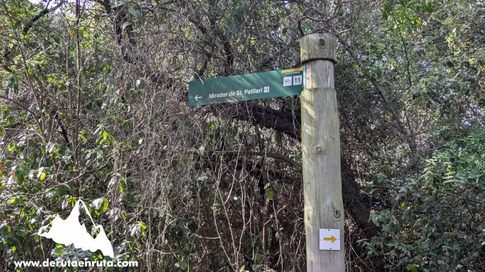 
Indicador hacia el mirador de Sant Patllari